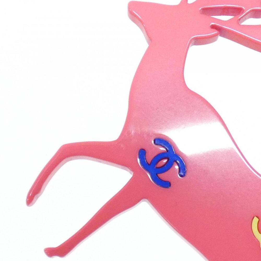 CHANEL Pink Brooch - Picture 4 of 5